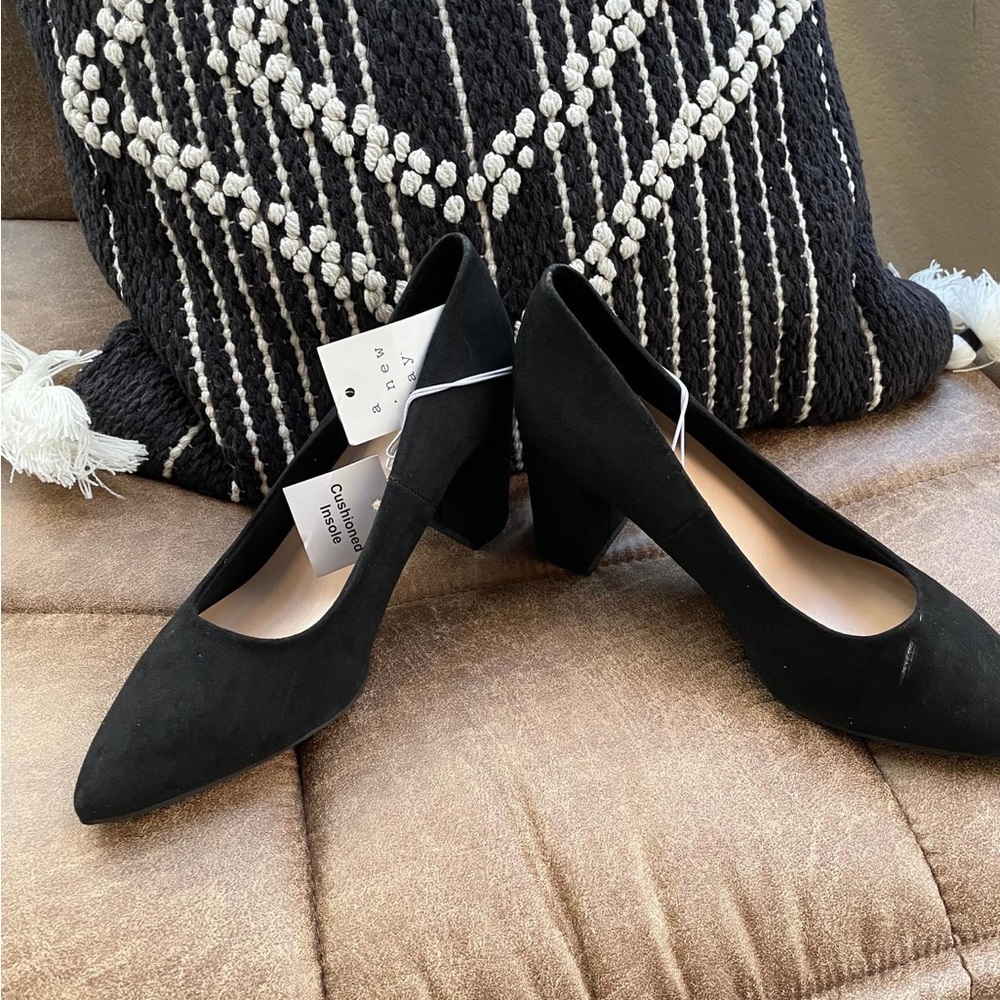 A New Day Cushioned Heels size 6 NWT